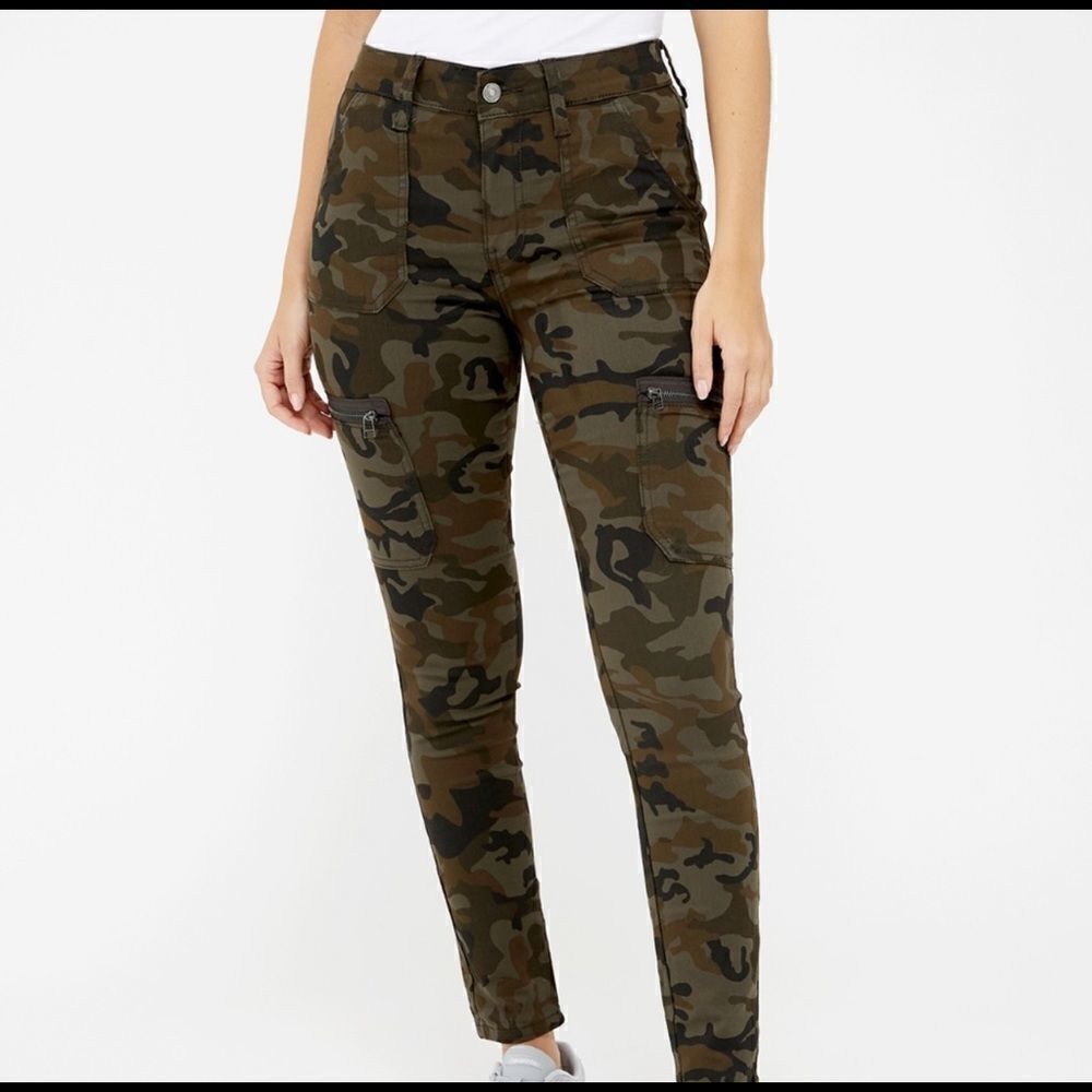 Kancan camo skinny jeans Sz 3